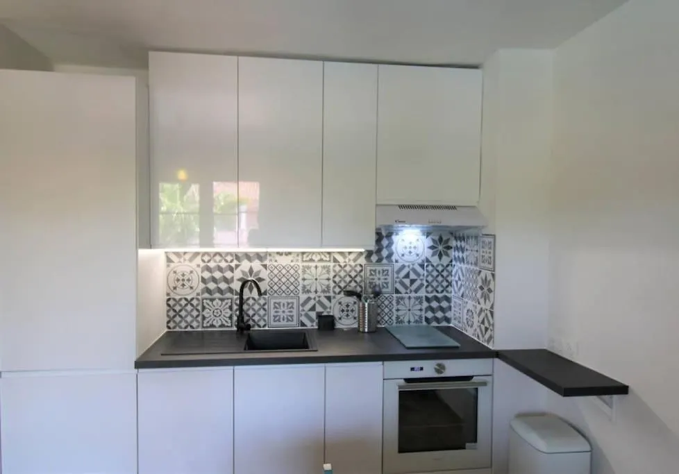 Apartment Grileg- Pour Des Vacances Ideales En Famille ! T2 Cabine Dans Residence Avec Piscine Chauffee Grimaud