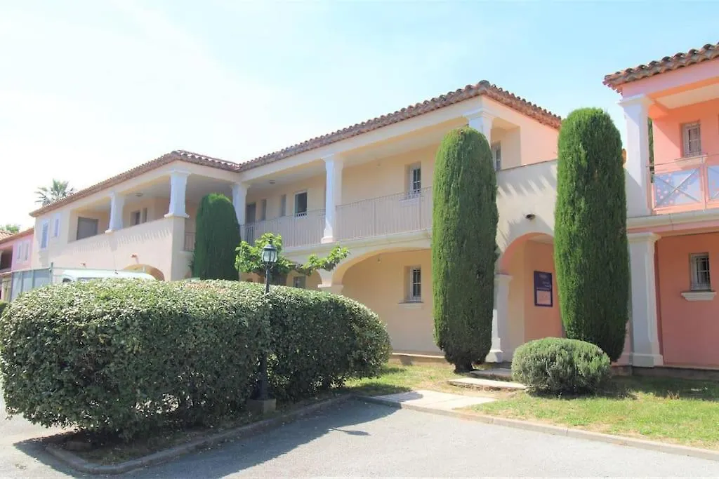 Grileg- Pour Des Vacances Ideales En Famille ! T2 Cabine Dans Residence Avec Piscine Chauffee Grimaud Apartment
