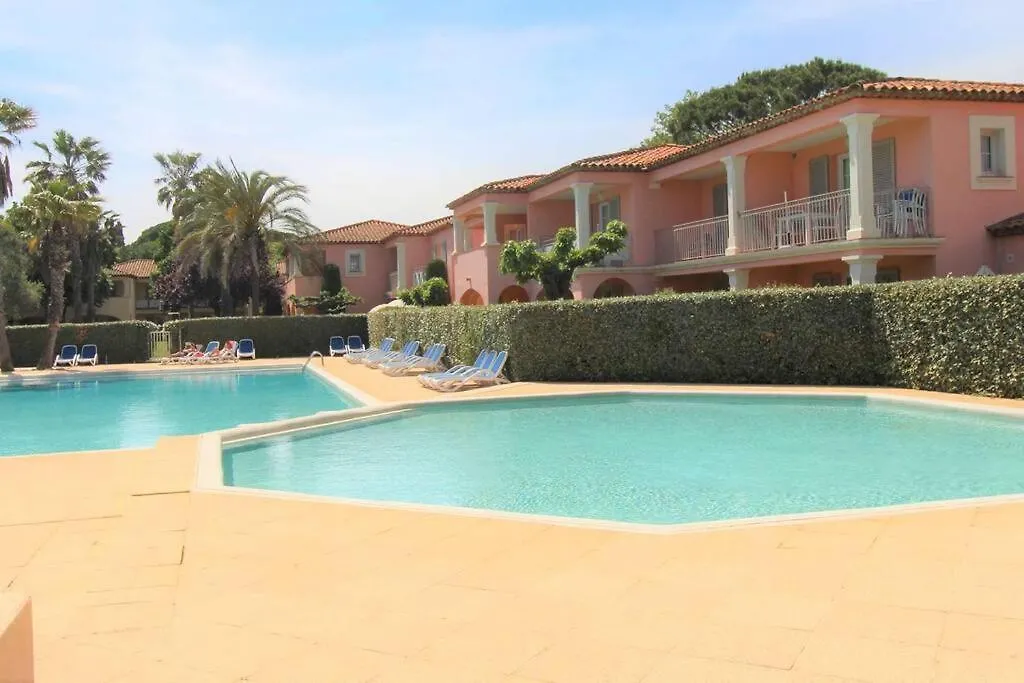 Apartment Grileg- Pour Des Vacances Ideales En Famille ! T2 Cabine Dans Residence Avec Piscine Chauffee Grimaud France