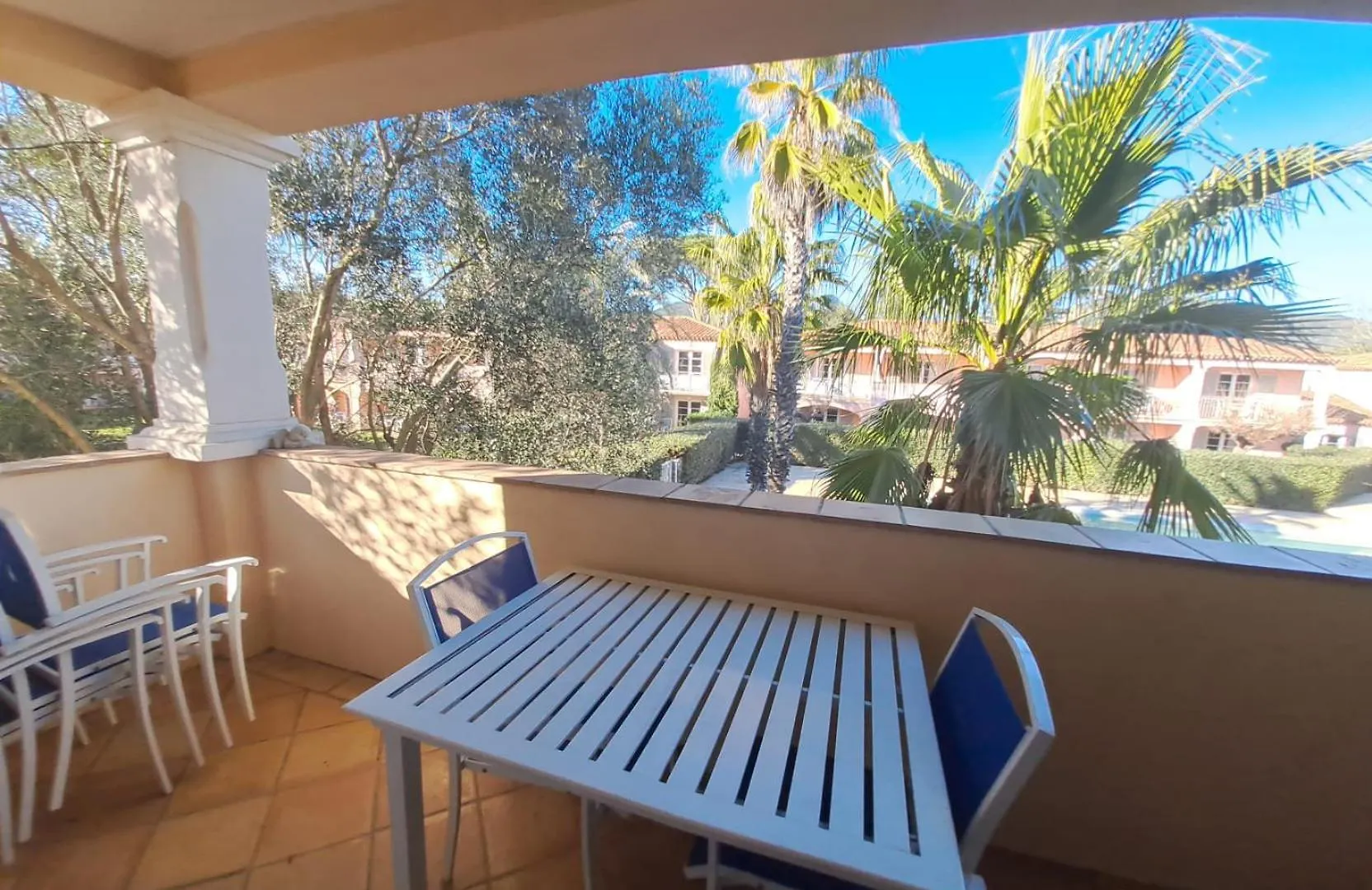 Grileg- Pour Des Vacances Ideales En Famille ! T2 Cabine Dans Residence Avec Piscine Chauffee Grimaud